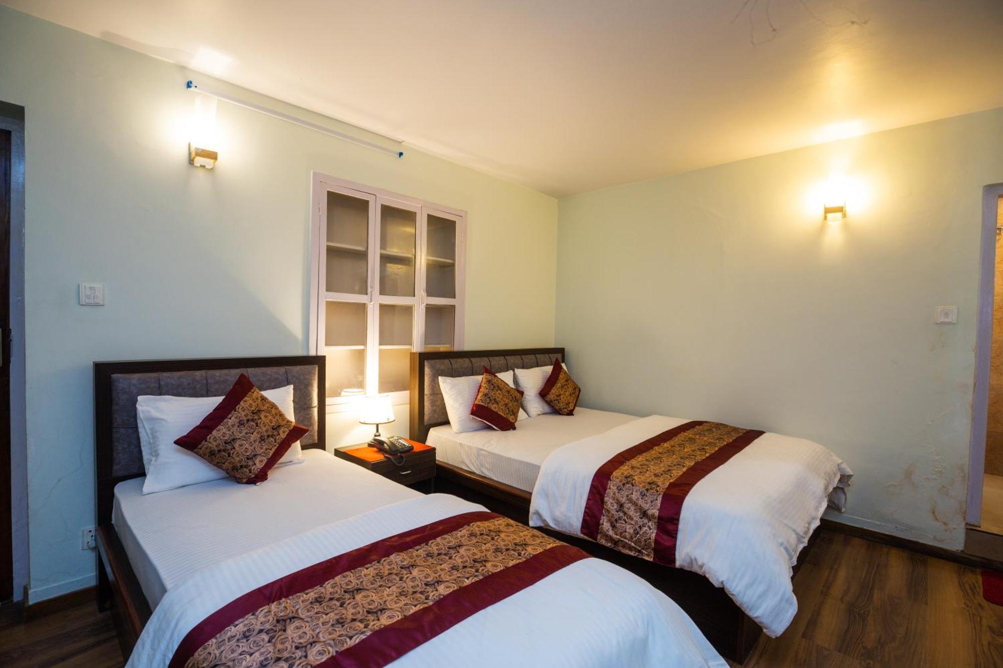 Hotel Harmony & Little Bites Bistro Jawlakhel Eksteriør bilde